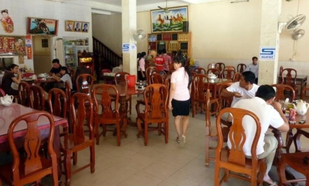 Mittapheap Hotel Kampot Buitenkant foto
