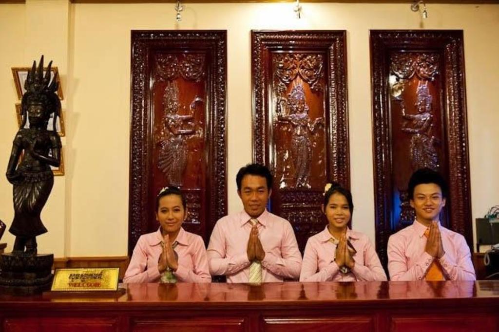 Mittapheap Hotel Kampot Buitenkant foto