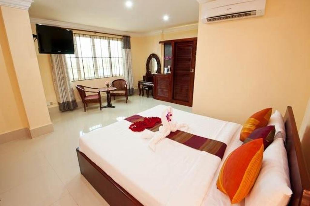 Mittapheap Hotel Kampot Kamer foto